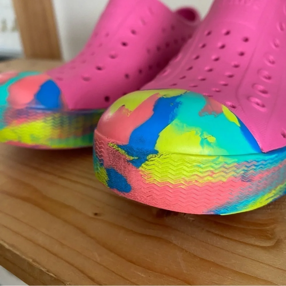 Native Shock Pink Marbled Jefferson Waterproof Shoes 3